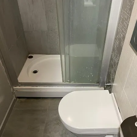 Apartment Lovely 1 Bedroom With See And View