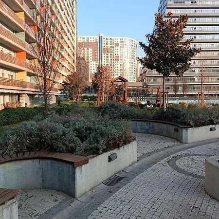Lovely 1 Bedroom With See And View Appartamento Provincia di Istanbul